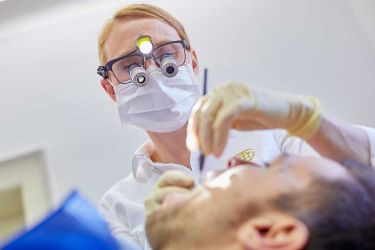 Zahnärztin - Barbara Schneider