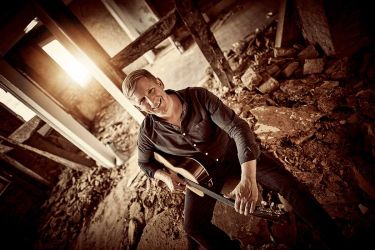 Serjoscha Emmert Foto: Barbara Schneider Serjoscha Emmert Foto: Barbara Schneider